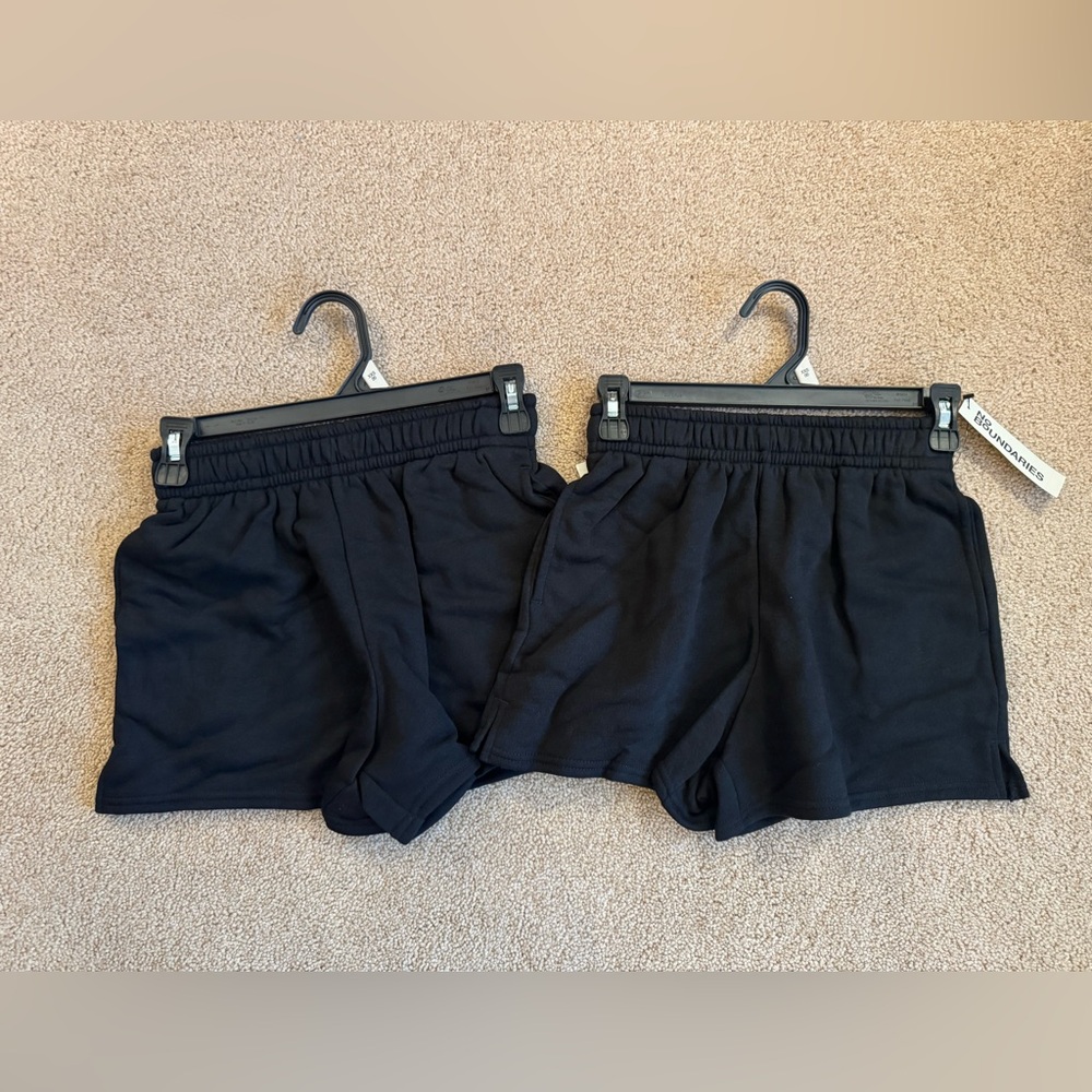 Women’s NWT No Boundaries Set of 2 Black Sweat/Fleece Shorts XXS